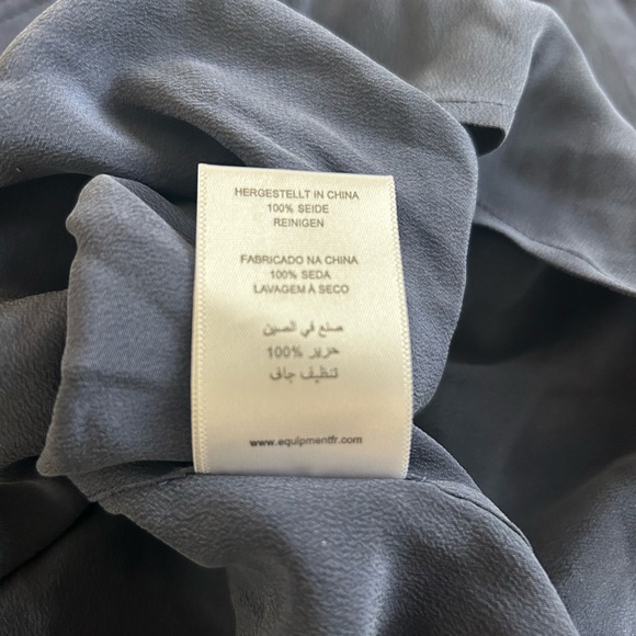 NWT Equipment Navy Casual Button Down Shirt - Picture 7 of 7